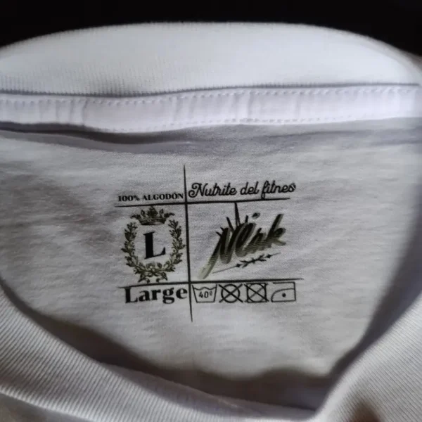 Remera Aether Noir - Imagen 4